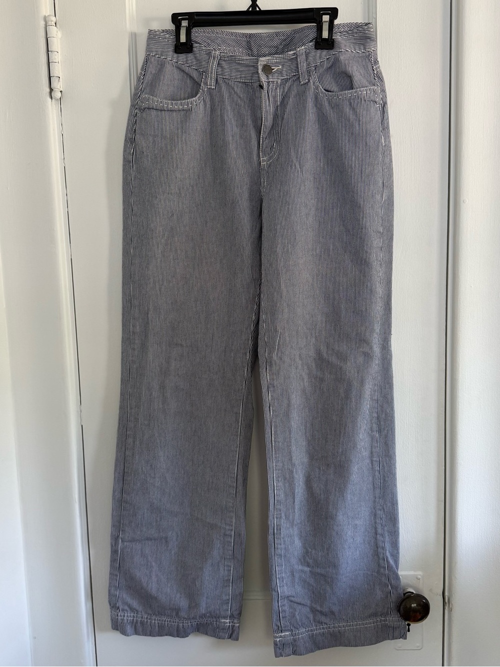L.L. Bean Women’s Size 6 Blue White Seersucker Wide Leg Pants 100% Cotton